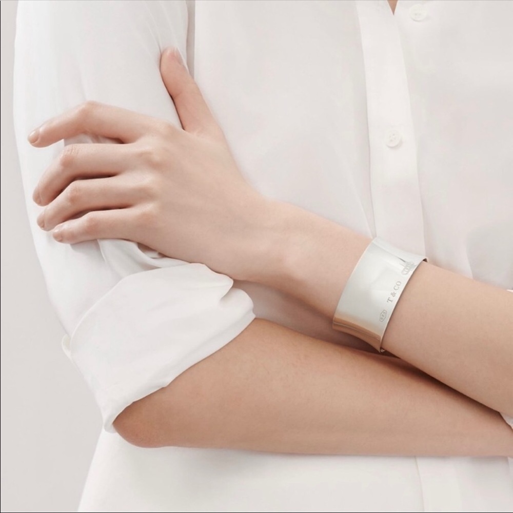 Tiffany 1837 wide cuff bracelet - Picture 6 of 6
